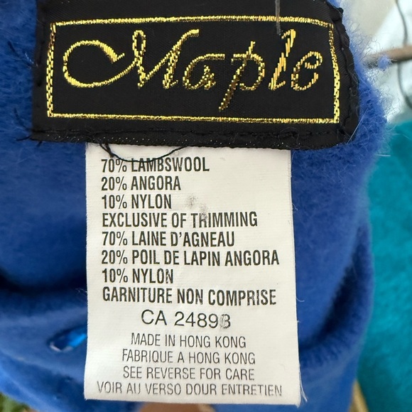 VTG Maple Sweater, Real Fur Tails, Bedazzled Scene, Angora/Lambswool/Nylon *Flaw - Picture 4 of 8